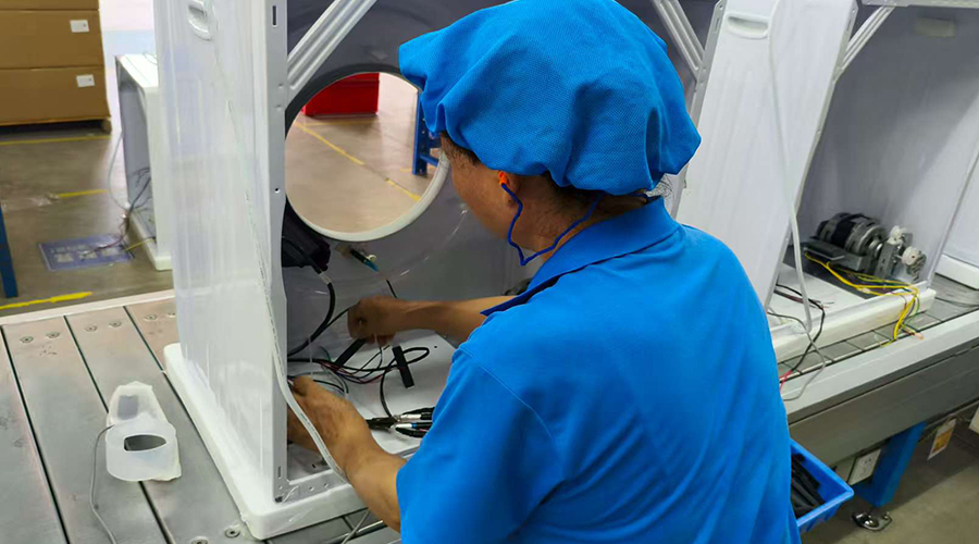 一機(jī)多能，呵護(hù)全家衣物